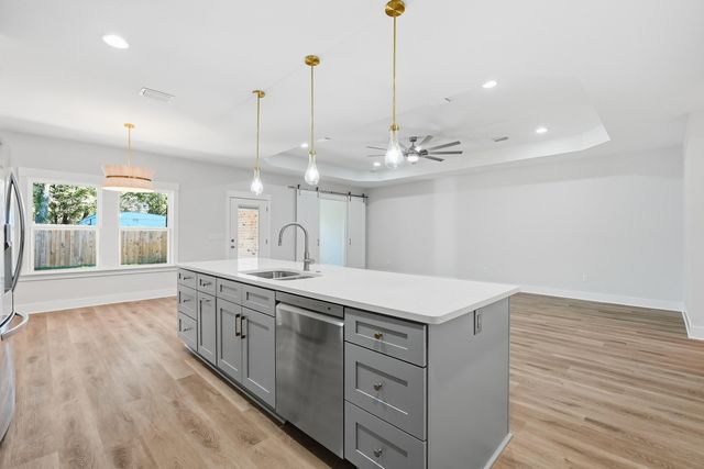 717 Hazel Drive, Fort Walton Beach, FL 32547