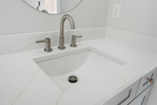 717 Hazel Drive, Fort Walton Beach, FL 32547