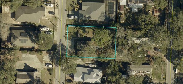 717 Hazel Drive, Fort Walton Beach, FL 32547