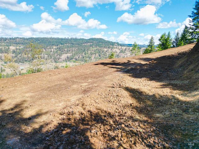 1762 Tranquil Lane, Orofino, ID 83544