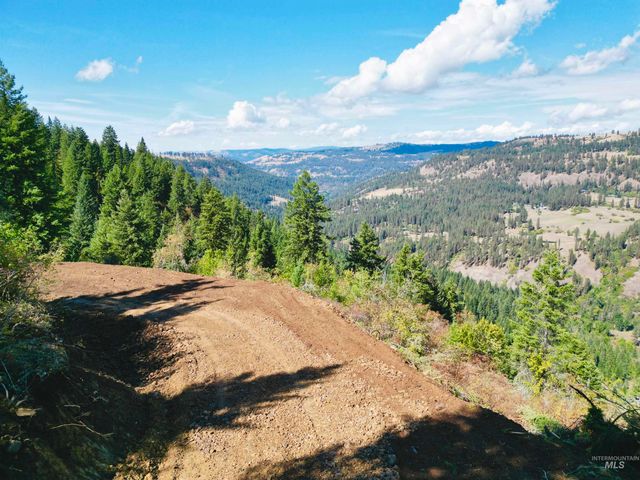 1762 Tranquil Lane, Orofino, ID 83544