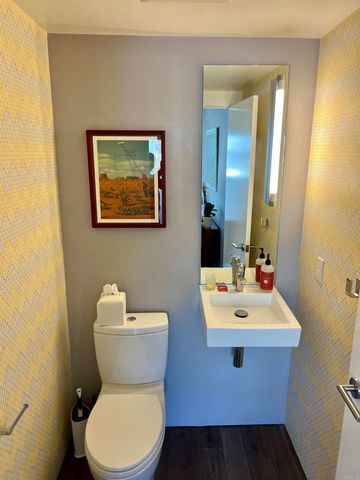 2851 N Buzz Ct, Los Angeles, CA 90039