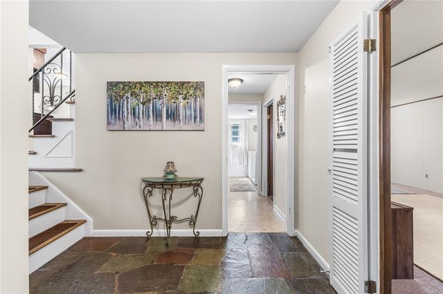 142 Wedgewood Drive, Penfield, NY 14526