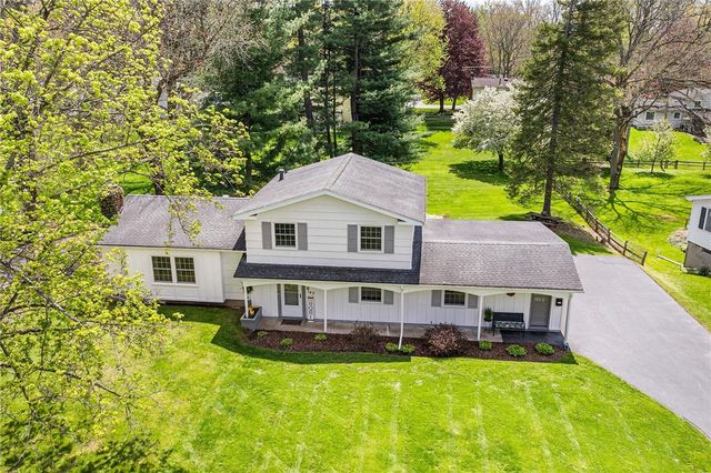 142 Wedgewood Drive, Penfield, NY 14526