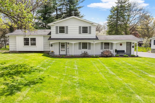 142 Wedgewood Drive, Penfield, NY 14526