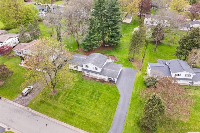 142 Wedgewood Drive, Penfield, NY 14526