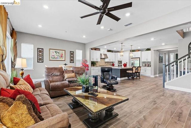 931 Via Veneto, San Ramon, CA 94583