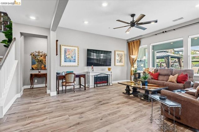 931 Via Veneto, San Ramon, CA 94583