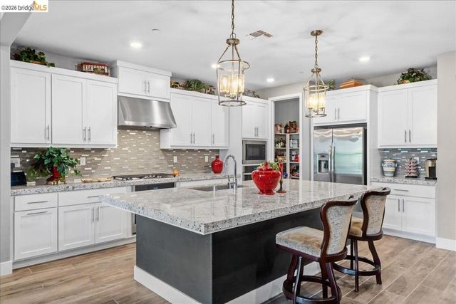 931 Via Veneto, San Ramon, CA 94583