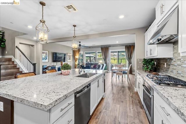 931 Via Veneto, San Ramon, CA 94583