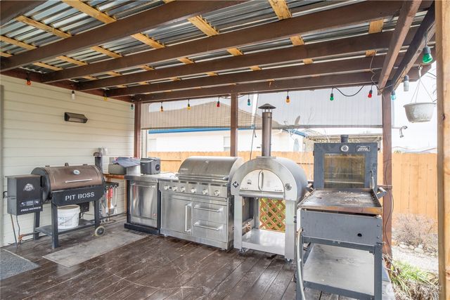 318 E Tanglewood Drive, Moses Lake, WA 98837