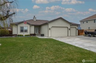 318 E Tanglewood Drive, Moses Lake, WA 98837