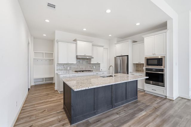 21134 Regal Terrace Drive, Cypress, TX 77433