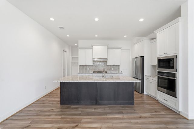 21134 Regal Terrace Drive, Cypress, TX 77433