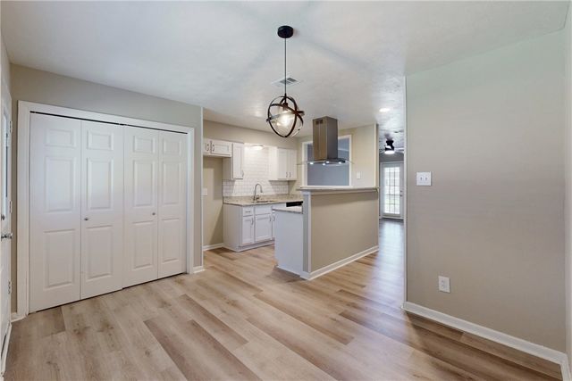 1409 Airline Drive B, College Station, TX 77845