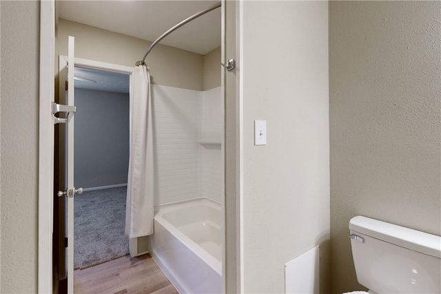 1409 Airline Drive B, College Station, TX 77845