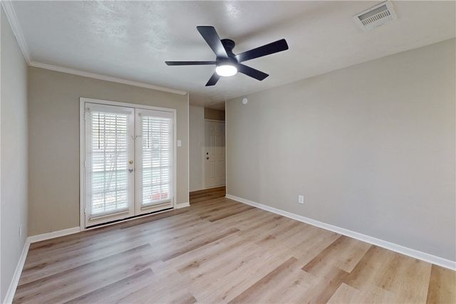 1409 Airline Drive B, College Station, TX 77845