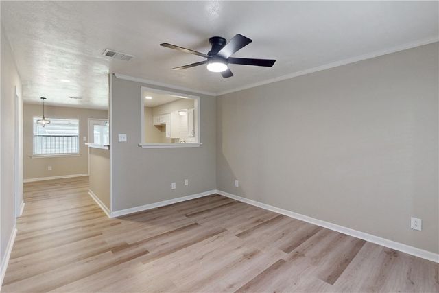 1409 Airline Drive B, College Station, TX 77845