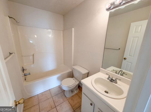 1541 Dillard Road, Stone Mountain, GA 30088