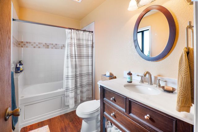 645 Staley Dr, Pullman, WA 99163