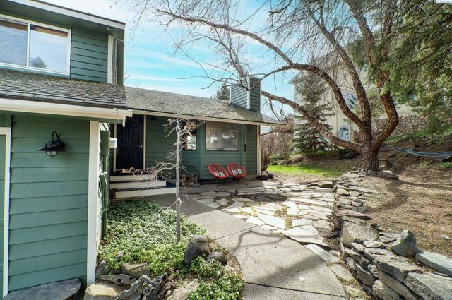 645 Staley Dr, Pullman, WA 99163