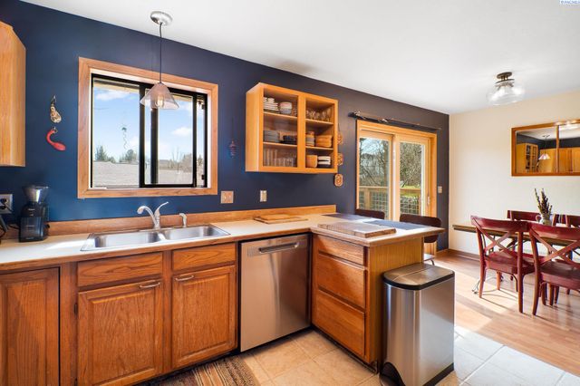 645 Staley Dr, Pullman, WA 99163