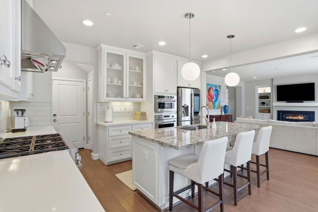 271 10th Street, Marina, CA 93933
