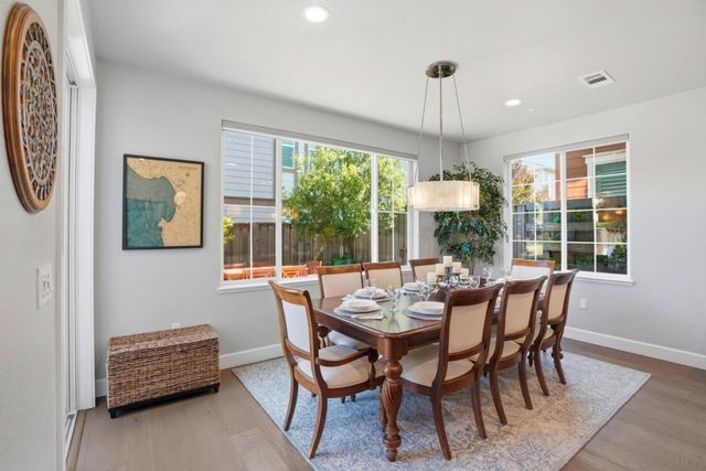 271 10th Street, Marina, CA 93933
