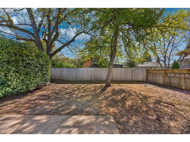 1044 Ne 57TH Ave, Portland, OR 97213