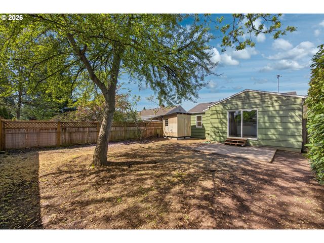 1044 Ne 57TH Ave, Portland, OR 97213