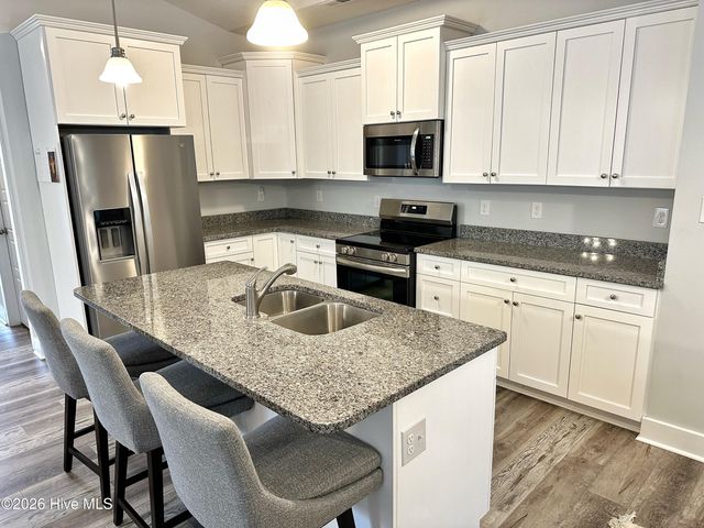 211 Baker Road, Hubert, NC 28539