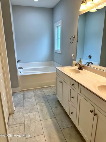 211 Baker Road, Hubert, NC 28539