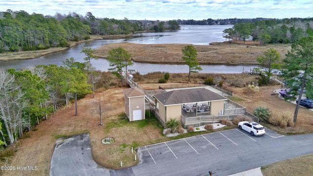 211 Baker Road, Hubert, NC 28539