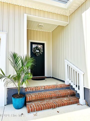 211 Baker Road, Hubert, NC 28539