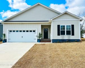 211 Baker Road, Hubert, NC 28539