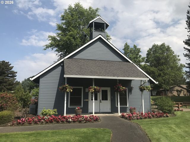 2366 Ne LINDSEY Dr, Hillsboro, OR 97124