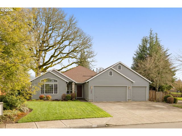 2366 Ne LINDSEY Dr, Hillsboro, OR 97124