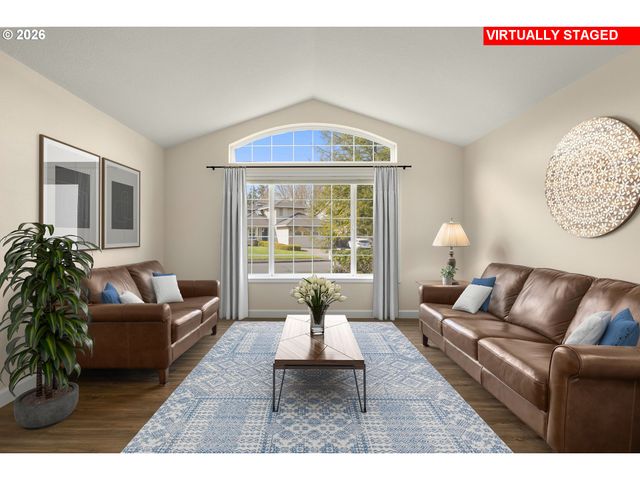 2366 Ne LINDSEY Dr, Hillsboro, OR 97124