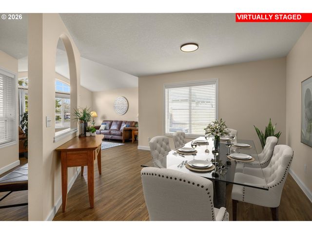 2366 Ne LINDSEY Dr, Hillsboro, OR 97124