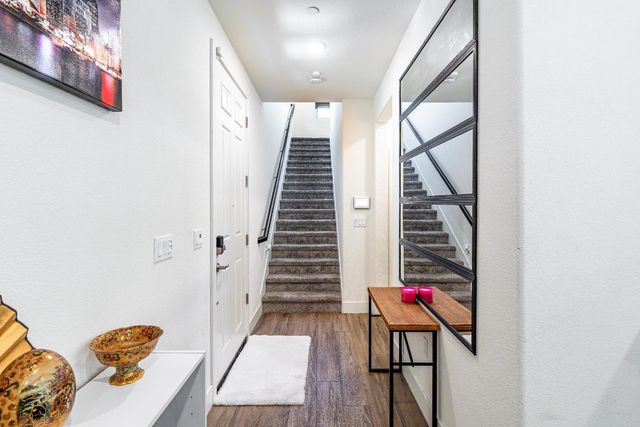 10448 Oboe Way, Elk Grove, CA 95757