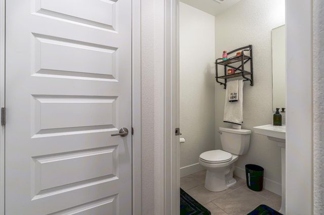 10448 Oboe Way, Elk Grove, CA 95757