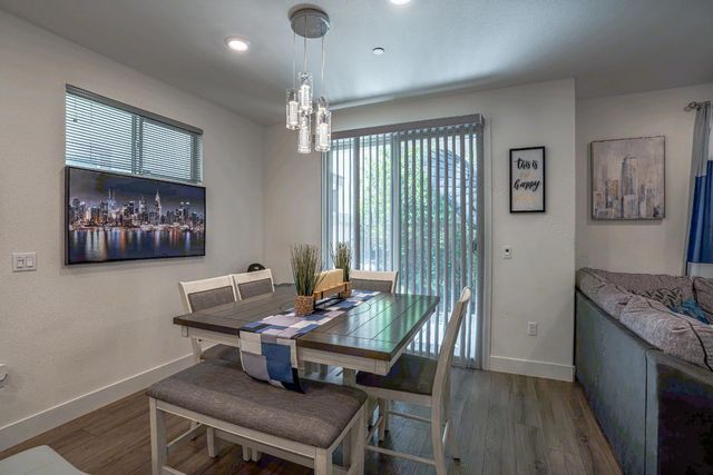 10448 Oboe Way, Elk Grove, CA 95757