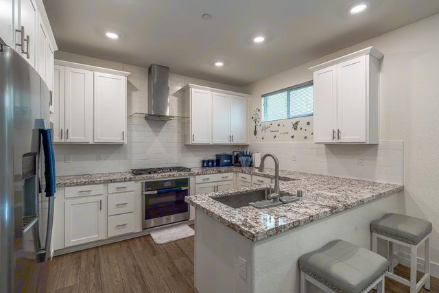 10448 Oboe Way, Elk Grove, CA 95757