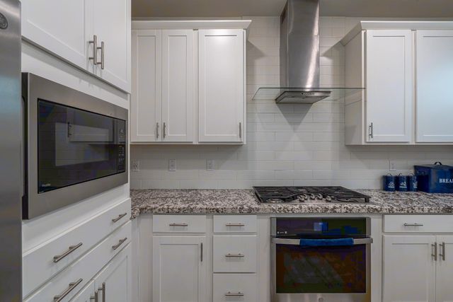 10448 Oboe Way, Elk Grove, CA 95757