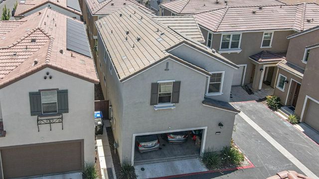 10448 Oboe Way, Elk Grove, CA 95757