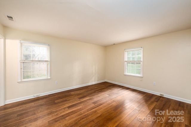 901 Winter Wood Drive, Matthews, NC 28105