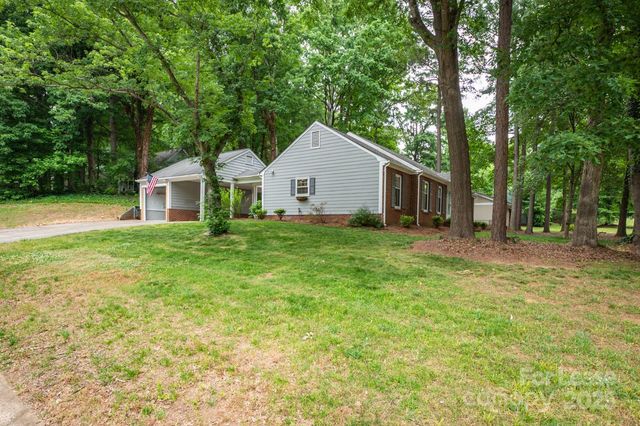901 Winter Wood Drive, Matthews, NC 28105