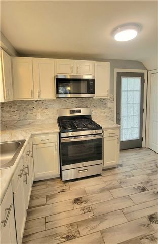 1400 Barbara, Penn Hills, PA 15147