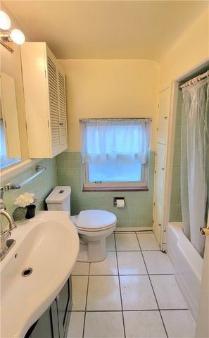 1400 Barbara, Penn Hills, PA 15147