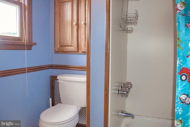 1550 MULBERRY ST W, Coal Township, PA 17866